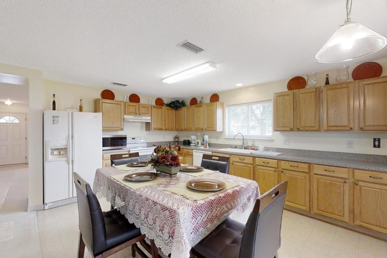 The Home On Tyson Lake Drive Jacksonville Eksteriør billede
